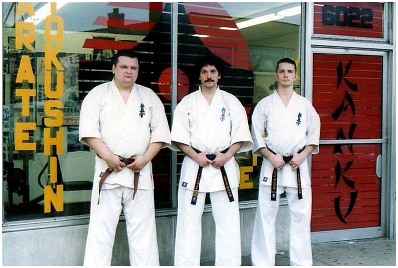 <b>Polish National Karate Team<br>visiting Chicago Karate Dojo<br />Chicago, USA</b><br />languages: English, Polish