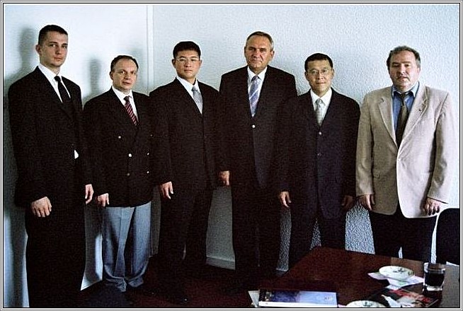 <b>meeting in the Ministry of Sports<br />Warsaw, Poland</b><br />languages: Polish, Japanese, English